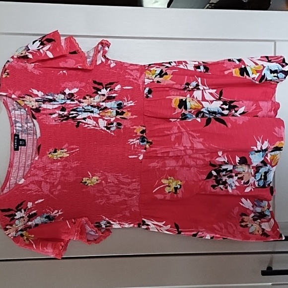 torrid Tops - Torrid Vibrant Coral Floral Short Sleeve Top